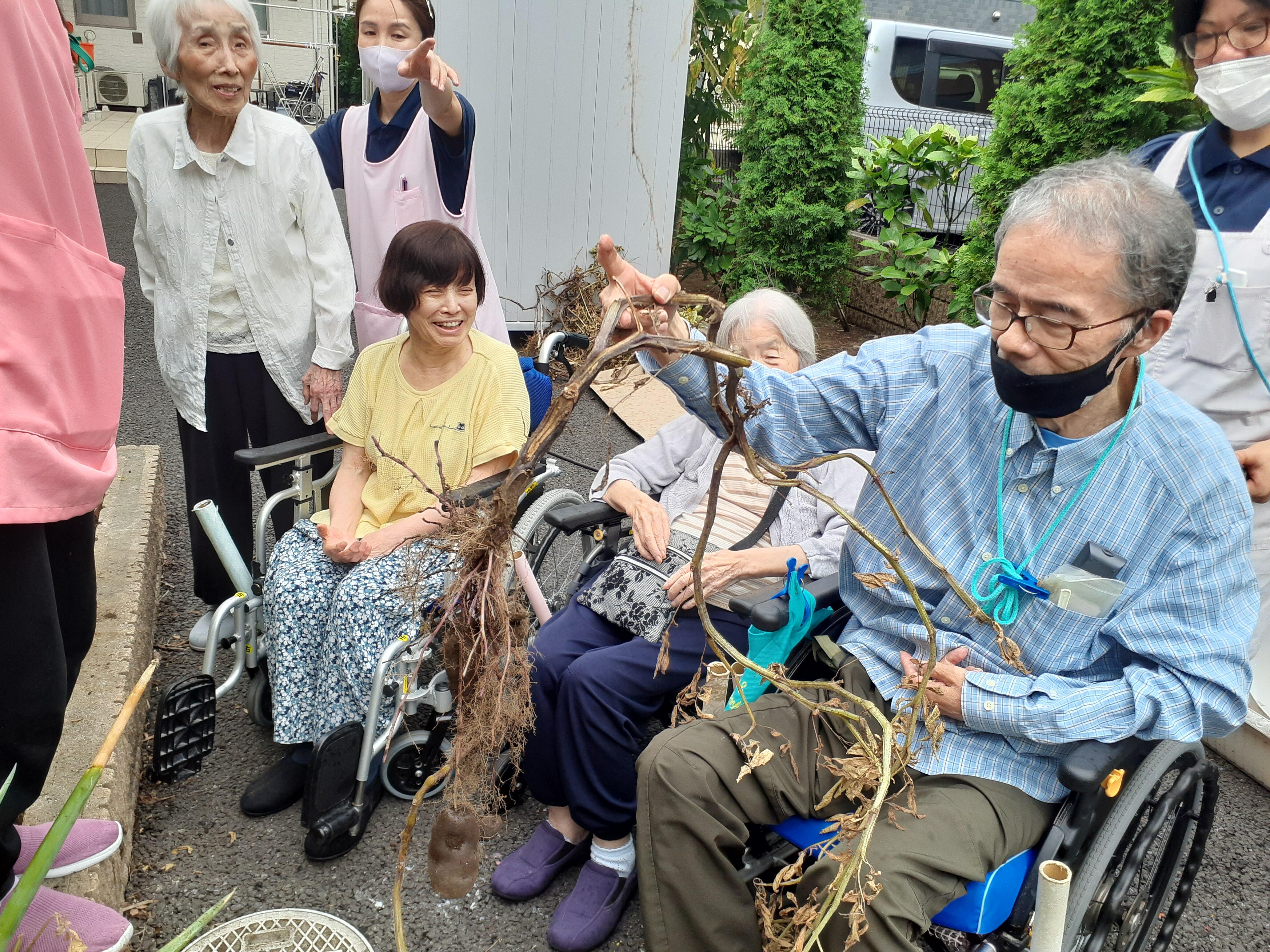 芋掘り②.jpg